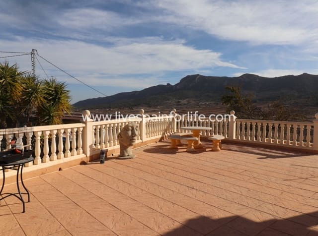 4 quarto Quinta/Casa Rural para venda em La Romana com piscina garagem - 369 500 € (Ref: 9827633)