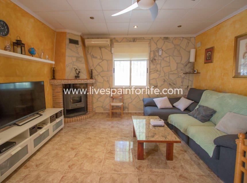 Finca/Casa Rural de 5 habitaciones en Crevillente / Crevillent en venta con piscina garaje - 280.000 € (Ref: 9829733)
