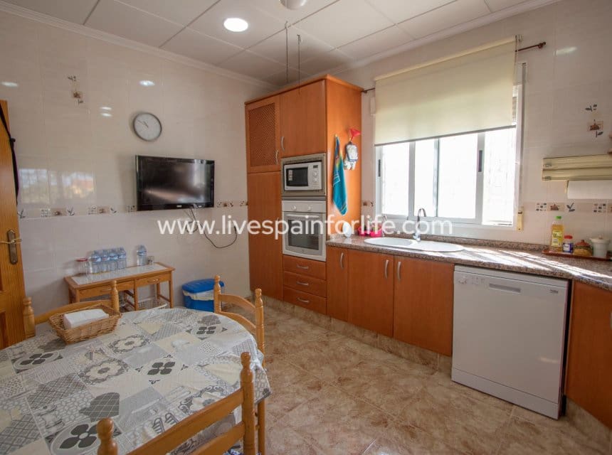 Finca/Casa Rural de 5 habitaciones en Crevillente / Crevillent en venta con piscina garaje - 280.000 € (Ref: 9829733)