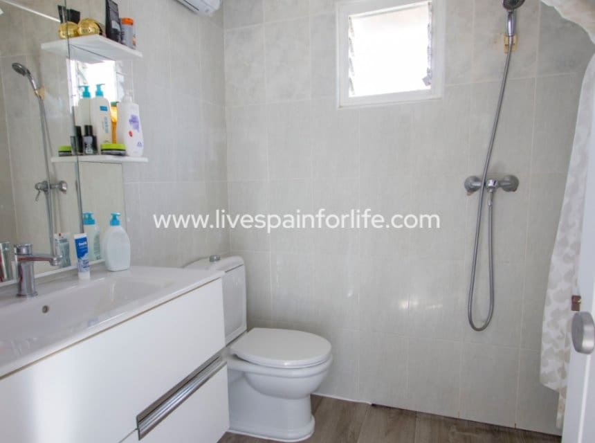 Finca/Casa Rural de 5 habitaciones en Crevillente / Crevillent en venta con piscina garaje - 280.000 € (Ref: 9829733)