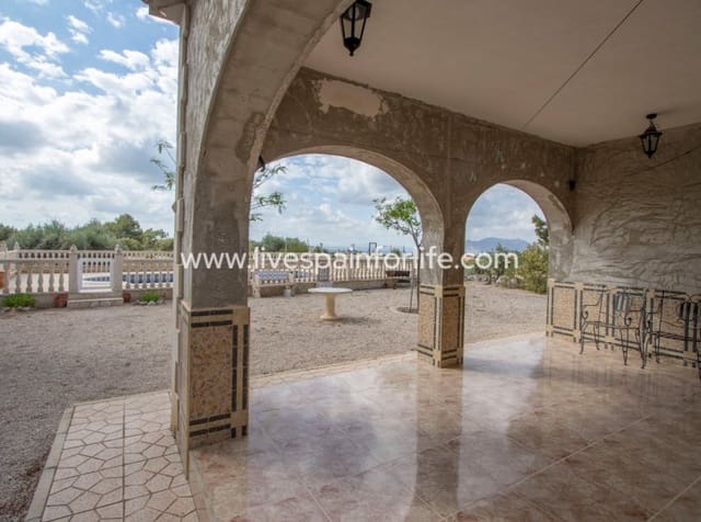 Finca/Casa Rural de 5 habitaciones en Crevillente / Crevillent en venta con piscina garaje - 280.000 € (Ref: 9829733)