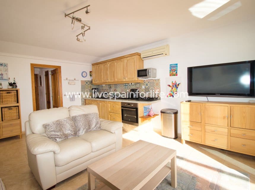 3 soveværelse Finca/Landehus til salg i Albatera med swimmingpool garage - € 399.999 (Ref: 9841390)