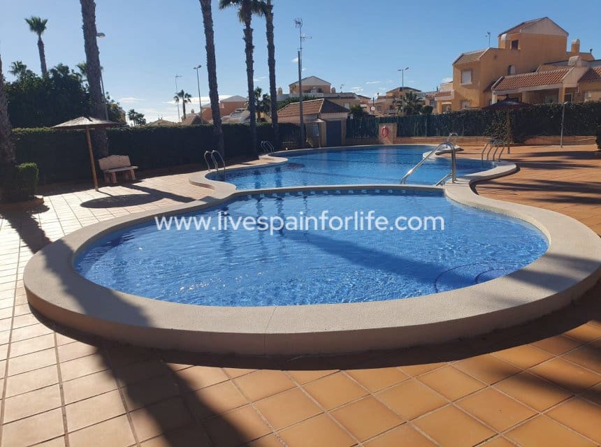 3 camera da letto Bungalow in vendita in Rojales con piscina garage - 275.000 € (Rif: 9841529)