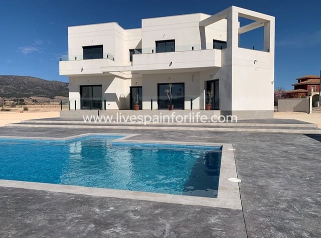 Finca/Casa Rural de 6 habitaciones en Pinoso en venta con piscina garaje - 450.000 € (Ref: 9841532)