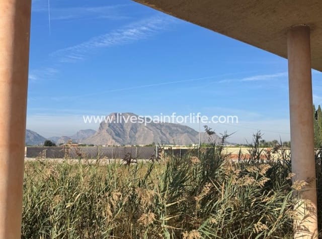 Finca/Casa Rural de 5 habitaciones en Redován en venta con piscina garaje - 240.000 € (Ref: 9841701)