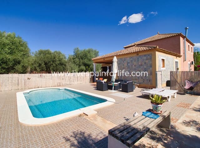 6 soveværelse Finca/Landehus til salg i Albatera med swimmingpool - € 280.000 (Ref: 9844156)