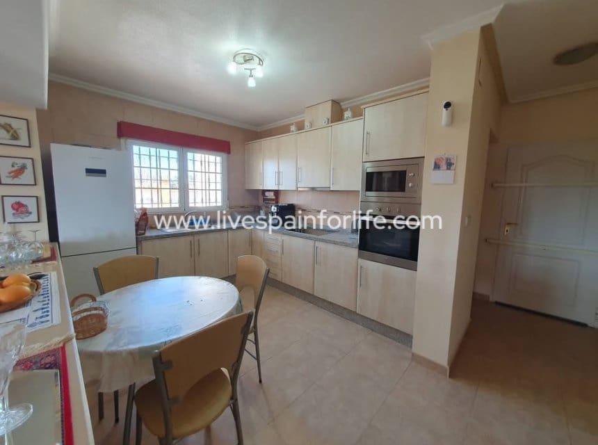 4 camera da letto Finca/Casa di Campagna in vendita in Catral con piscina garage - 369.000 € (Rif: 9844157)