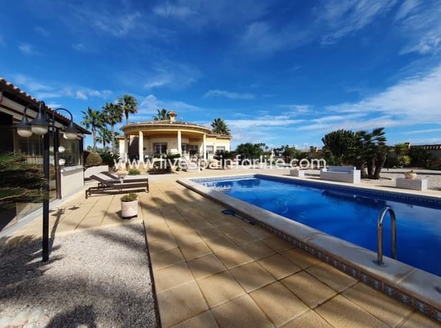 4 camera da letto Finca/Casa di Campagna in vendita in Catral con piscina garage - 369.000 € (Rif: 9844157)
