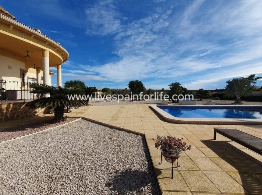4 camera da letto Finca/Casa di Campagna in vendita in Catral con piscina garage - 369.000 € (Rif: 9844157)