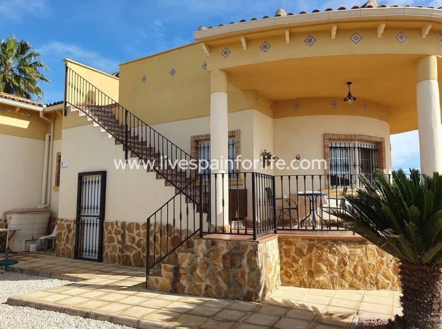 4 camera da letto Finca/Casa di Campagna in vendita in Catral con piscina garage - 369.000 € (Rif: 9844157)