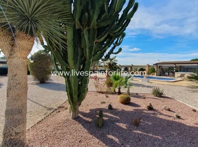 4 camera da letto Finca/Casa di Campagna in vendita in Catral con piscina garage - 369.000 € (Rif: 9844157)