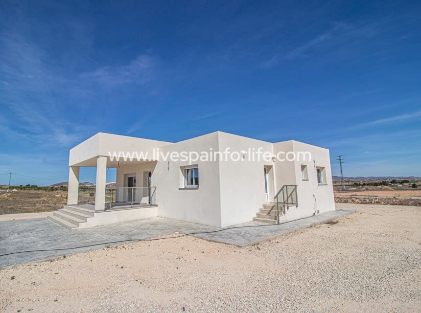 Finca/Casa Rural de 3 habitaciones en Pinoso en venta con piscina - 350.000 € (Ref: 9844161)