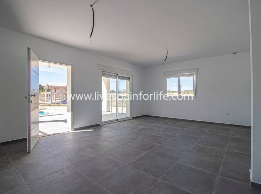 Finca/Casa Rural de 3 habitaciones en Pinoso en venta con piscina - 350.000 € (Ref: 9844161)