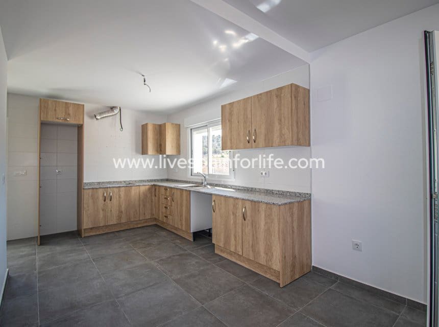 Finca/Casa Rural de 3 habitaciones en Pinoso en venta con piscina - 350.000 € (Ref: 9844161)