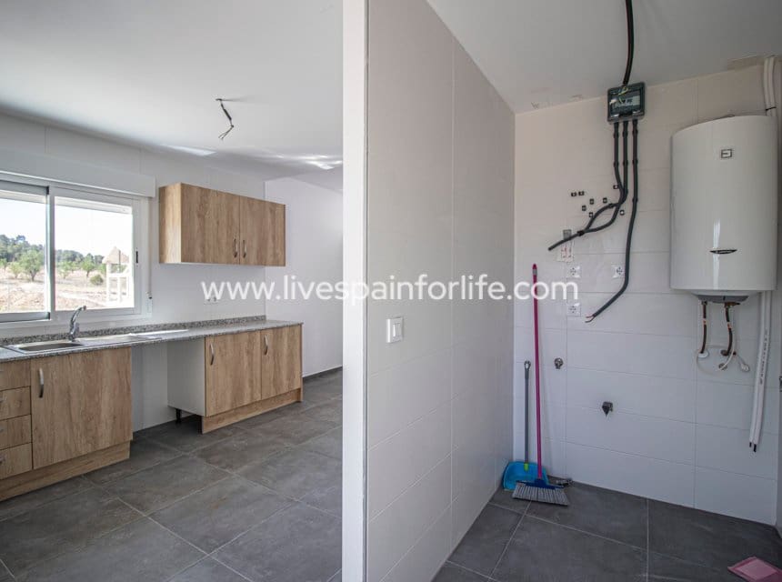 Finca/Casa Rural de 3 habitaciones en Pinoso en venta con piscina - 350.000 € (Ref: 9844161)