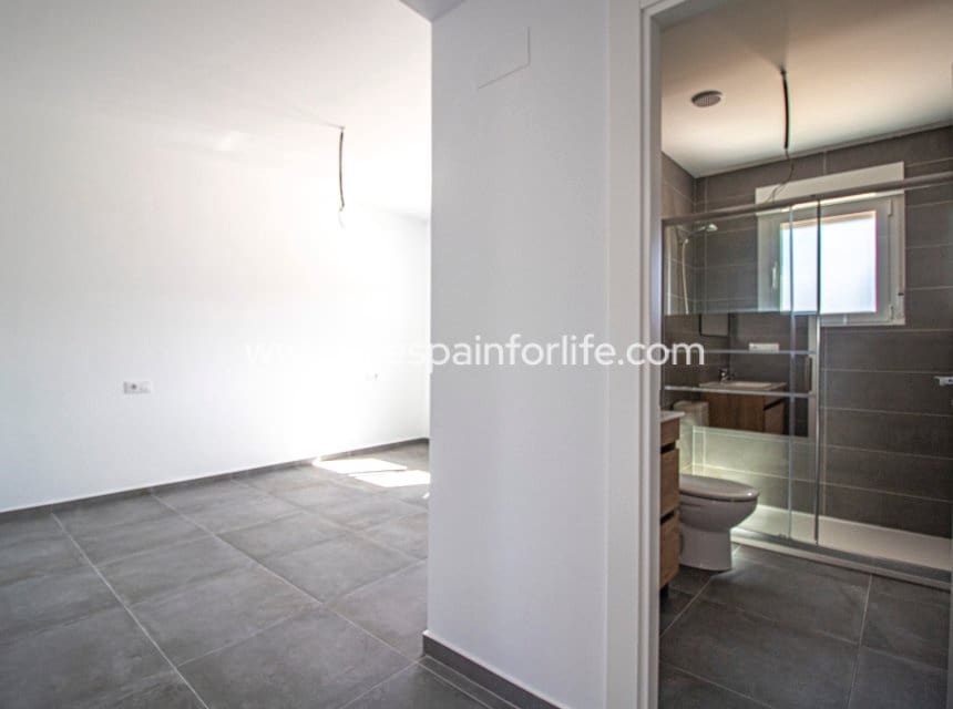 Finca/Casa Rural de 3 habitaciones en Pinoso en venta con piscina - 350.000 € (Ref: 9844161)