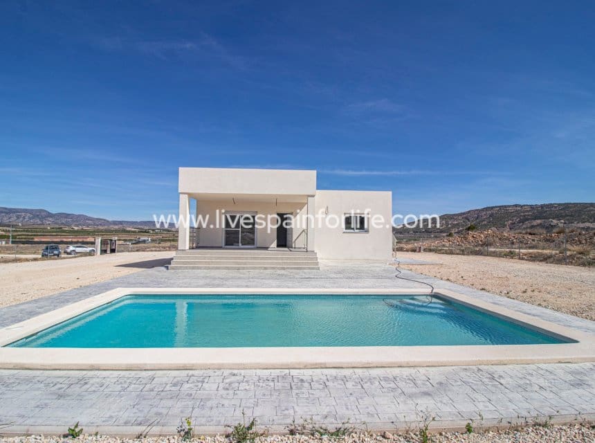Finca/Casa Rural de 3 habitaciones en Pinoso en venta con piscina - 350.000 € (Ref: 9844161)