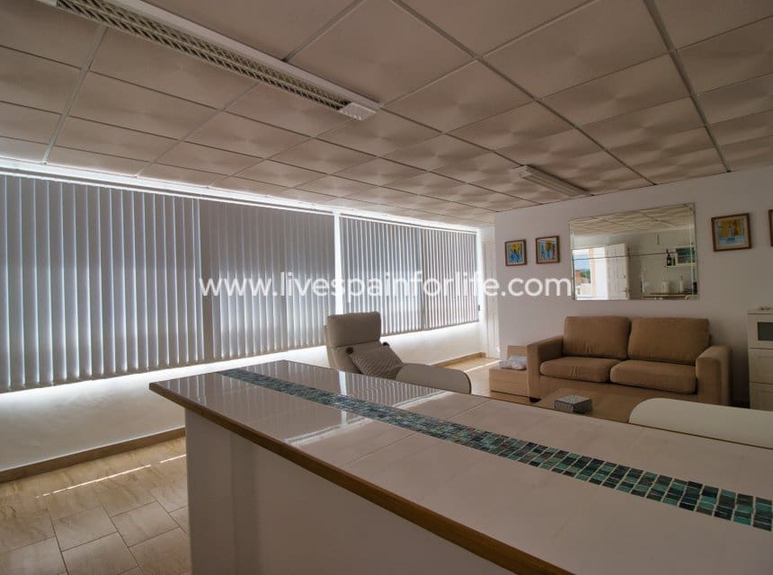 5 bedroom Finca/Country House for sale in Albatera with pool - € 560,000 (Ref: 9844162)