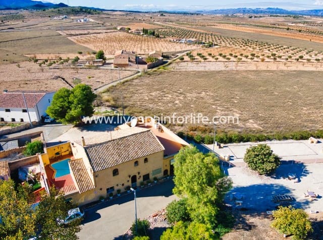 5 bedroom Finca/Country House for sale in Abanilla with pool garage - € 395,000 (Ref: 9844361)