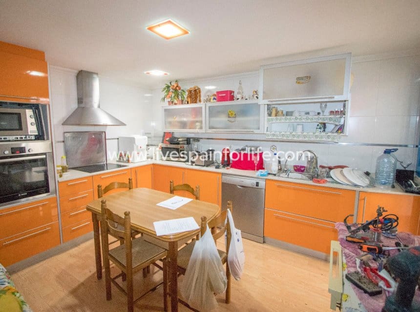 3 Zimmer Apartment zu verkaufen in Albatera - 142.500 € (Ref: 9847810)