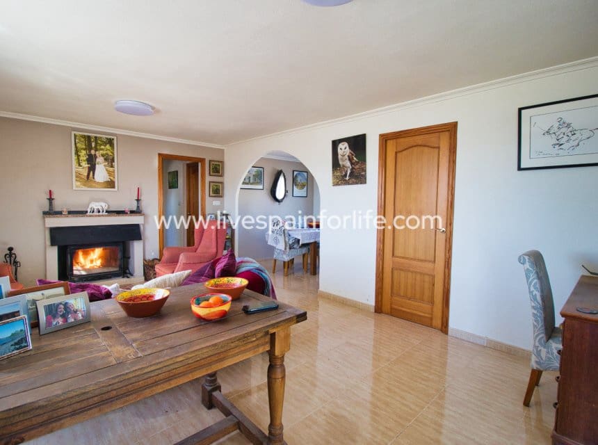 2 soverom Bedrift til salgs i Monovar / Monover med svømmebasseng garasje - € 200 000 (Ref: 9847812)