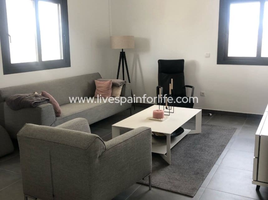 5 sypialnia Finka/Dom wiejski na sprzedaż w Pinoso z basenem - 409 995 € (Ref: 9848063)