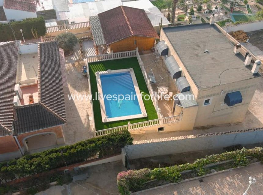 4 bedroom Finca/Country House for sale in Albatera with pool garage - € 399,999 (Ref: 9848064)
