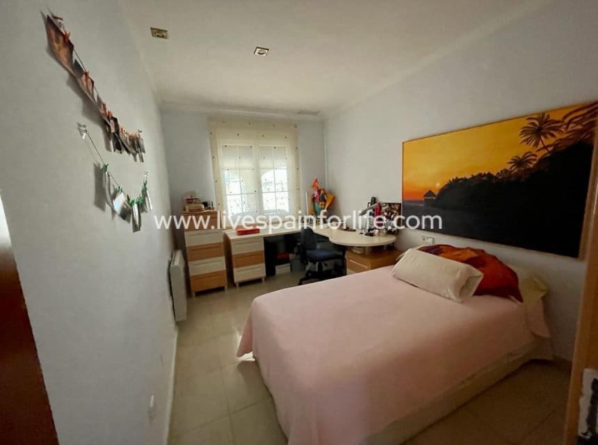 4 bedroom Finca/Country House for sale in Albatera with pool garage - € 399,999 (Ref: 9848064)