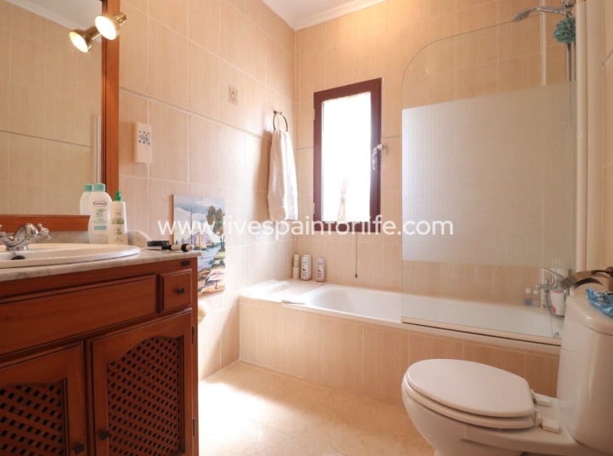 3 soverom Finca/Herregård til salgs i Formentera del Segura med svømmebasseng garasje - € 369 000 (Ref: 9852987)