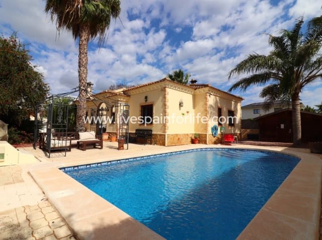 3 sypialnia Finka/Dom wiejski na sprzedaż w Formentera del Segura z basenem garażem - 369 000 € (Ref: 9852987)