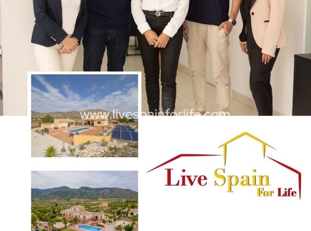 4 soveværelse Finca/Landehus til salg i Albatera med swimmingpool garage - € 540.000 (Ref: 9854387)