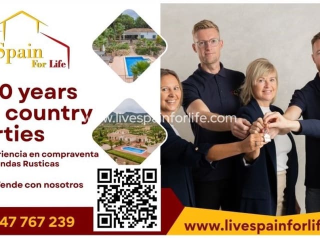 4 soveværelse Finca/Landehus til salg i Albatera med swimmingpool garage - € 540.000 (Ref: 9854387)