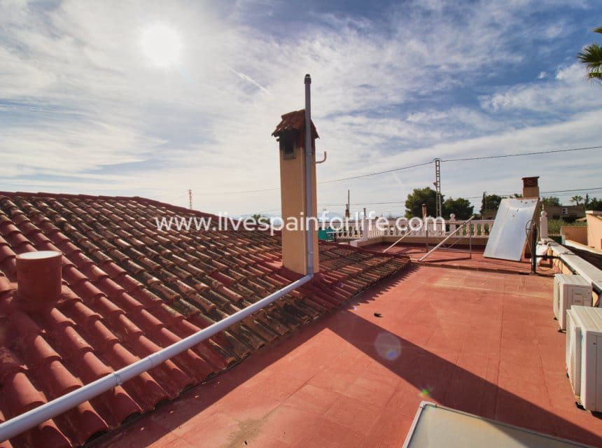 3 sypialnia Finka/Dom wiejski na sprzedaż w Albatera z basenem garażem - 399 999 € (Ref: 9854493)