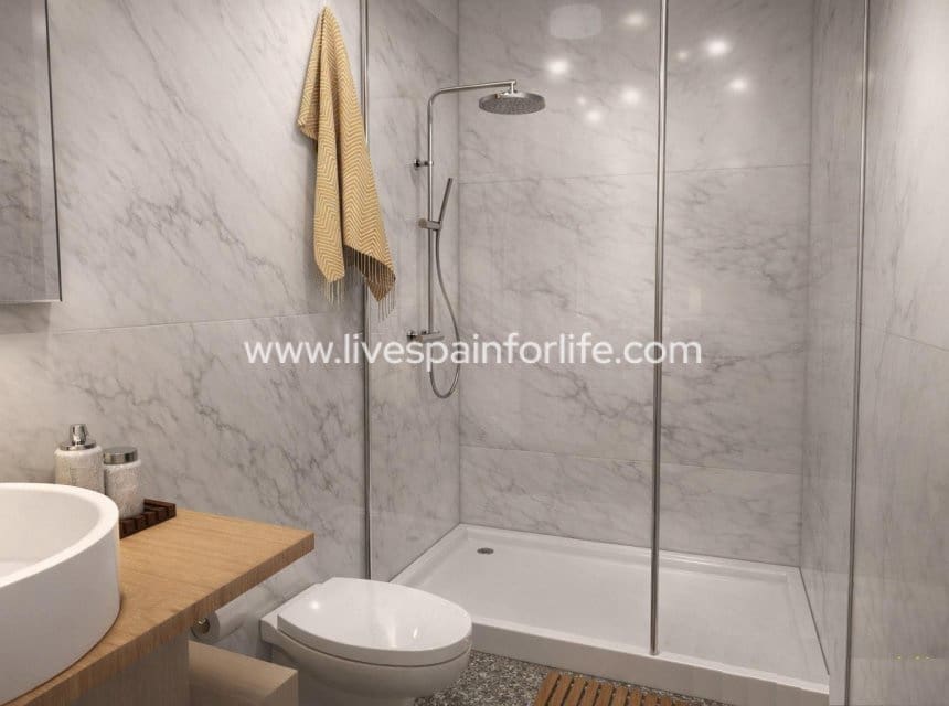 3 quarto Moradia para venda em Los Alcazares com piscina garagem - 590 000 € (Ref: 9858396)