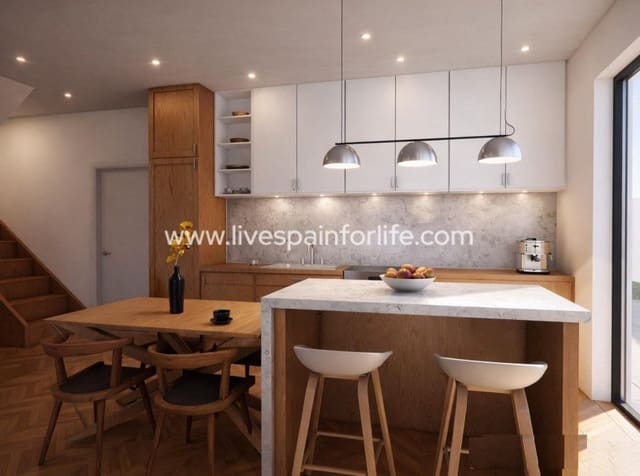 3 quarto Moradia para venda em Centro, Los Alcázares com piscina garagem - 590 000 € (Ref: 9858396)