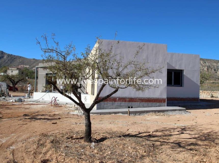 4 Zimmer Villa zu verkaufen in Hondon de las Nieves mit Pool Garage - 350.000 € (Ref: 9858397)