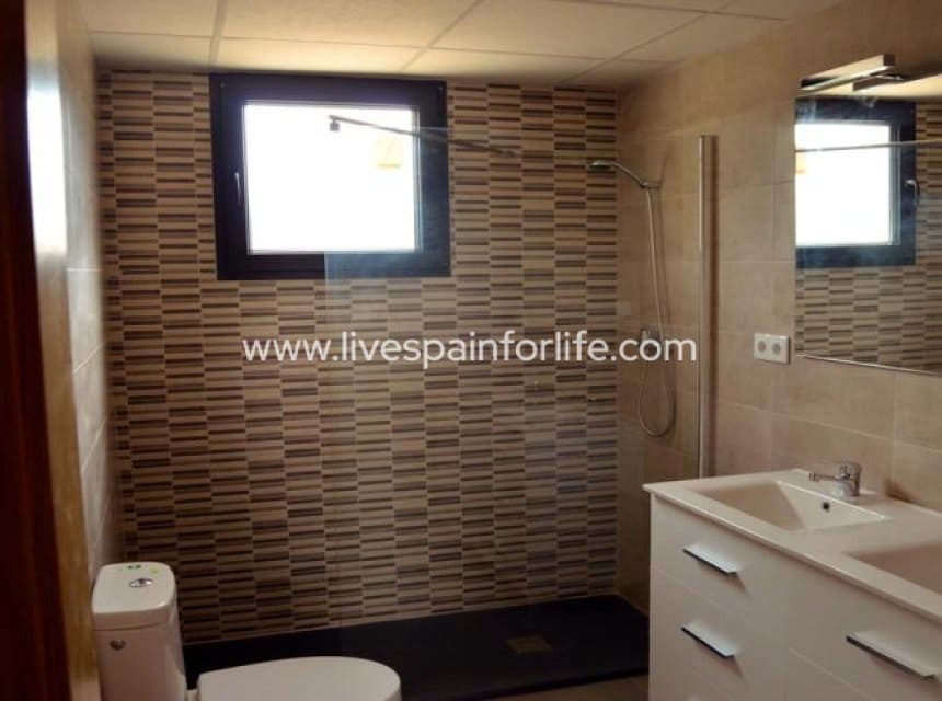 4 camera da letto Villa in vendita in Hondon de las Nieves con piscina garage - 350.000 € (Rif: 9858399)