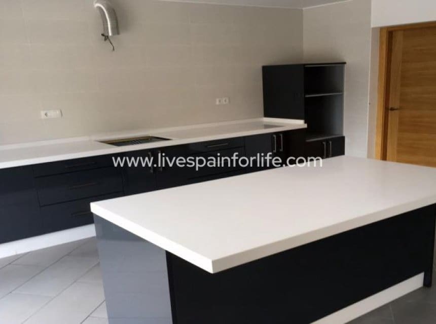 4 camera da letto Villa in vendita in Hondon de las Nieves con piscina garage - 350.000 € (Rif: 9858399)