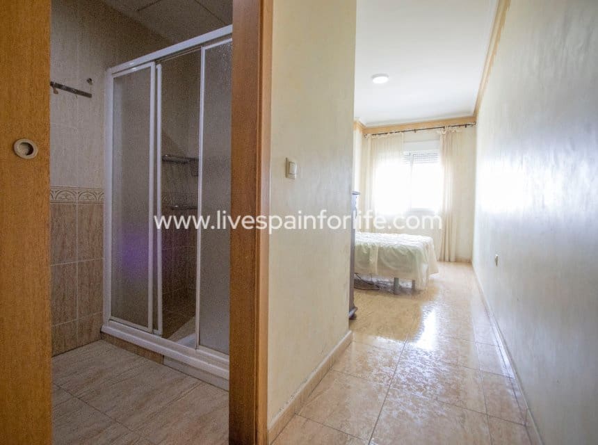 3 bedroom Apartment for sale in Cox - € 109,000 (Ref: 9860931)