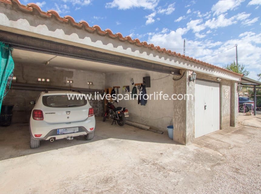 Finca/Casa Rural de 5 habitaciones en Crevillente / Crevillent en venta con piscina garaje - 280.000 € (Ref: 9860932)