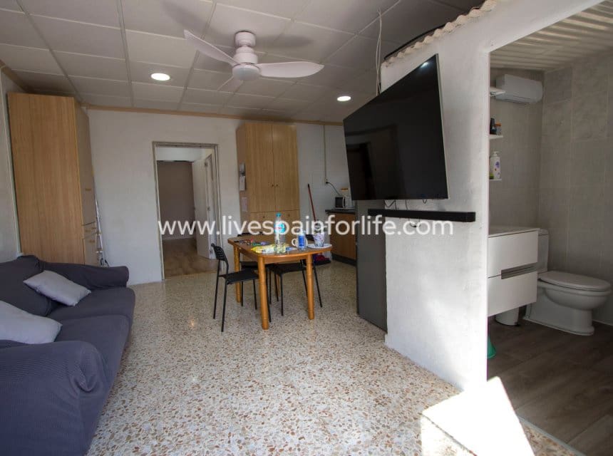 Finca/Casa Rural de 5 habitaciones en Crevillente / Crevillent en venta con piscina garaje - 280.000 € (Ref: 9860932)