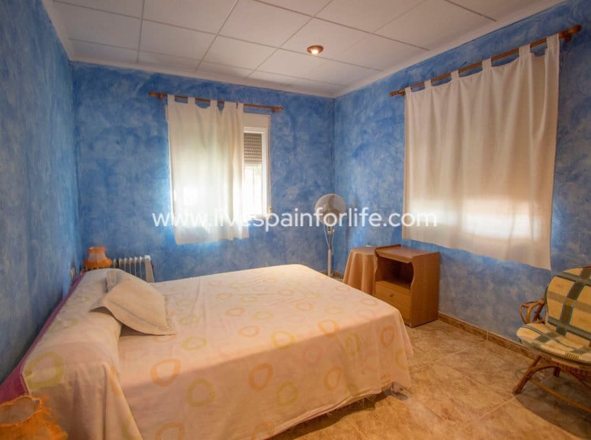 Finca/Casa Rural de 5 habitaciones en Crevillente / Crevillent en venta con piscina garaje - 280.000 € (Ref: 9860932)