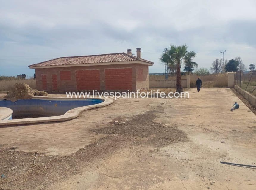 5 chambre Finca/Maison de Campagne à vendre à Redovan avec piscine garage - 240 000 € (Ref: 9862122)