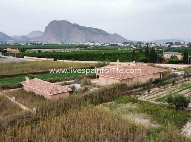 5 chambre Finca/Maison de Campagne à vendre à Redován avec piscine garage - 240 000 € (Ref: 9862122)