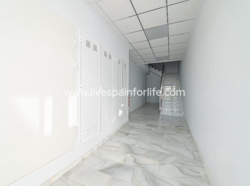 2 bedroom Apartment for sale in Benijofar with pool - € 359,000 (Ref: 9863525)