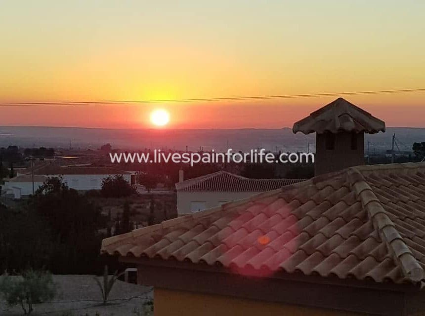 4 chambre Finca/Maison de Campagne à vendre à Albatera avec piscine garage - 540 000 € (Ref: 9865896)