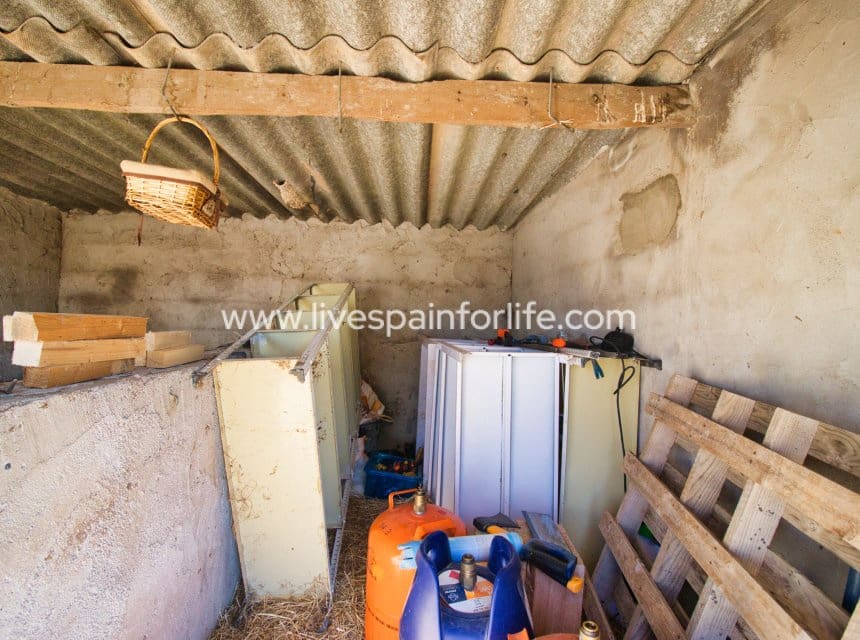 2 sypialnia Finka/Dom wiejski na sprzedaż w Monovar / Monover z basenem garażem - 200 000 € (Ref: 9866017)