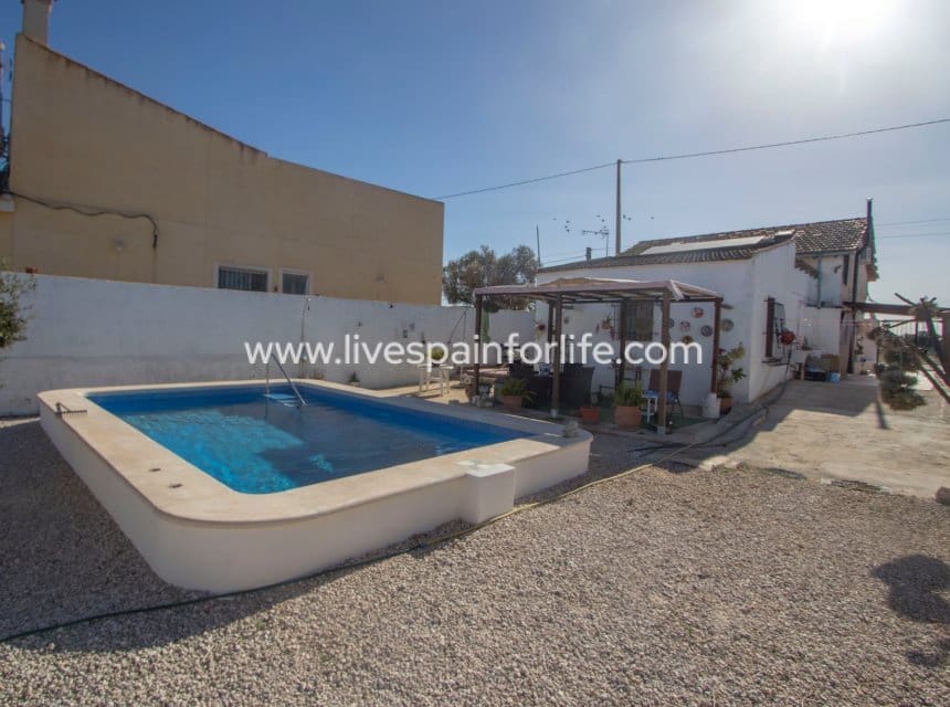 3 soveværelse Finca/Landehus til salg i Dolores med swimmingpool garage - € 210.000 (Ref: 9866018)