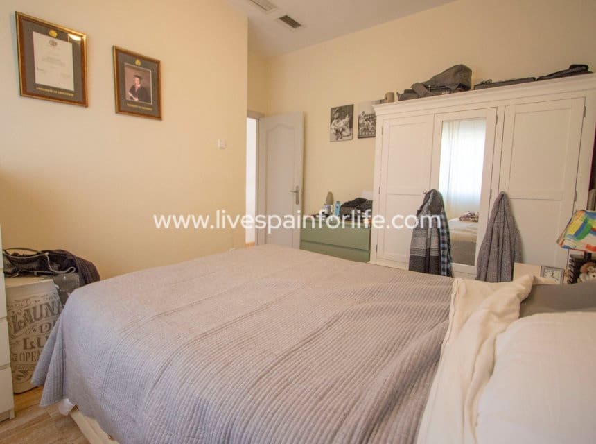3 chambre Finca/Maison de Campagne à vendre à Catral avec piscine garage - 359 999 € (Ref: 9866025)
