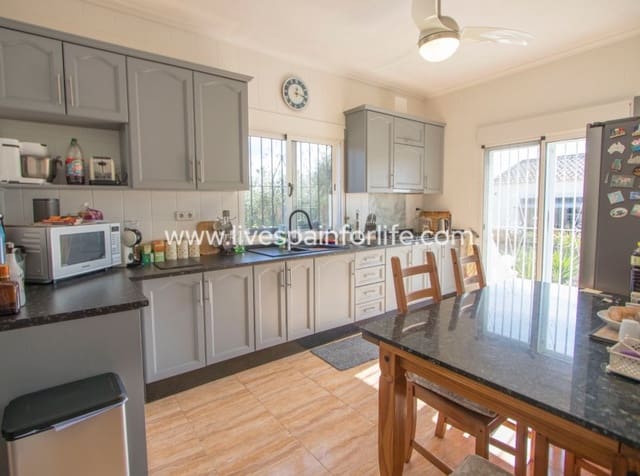 3 chambre Finca/Maison de Campagne à vendre à Catral avec piscine garage - 359 999 € (Ref: 9866025)